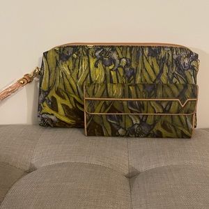 Beautiful green Van Gogh wristlet with matching wallet!